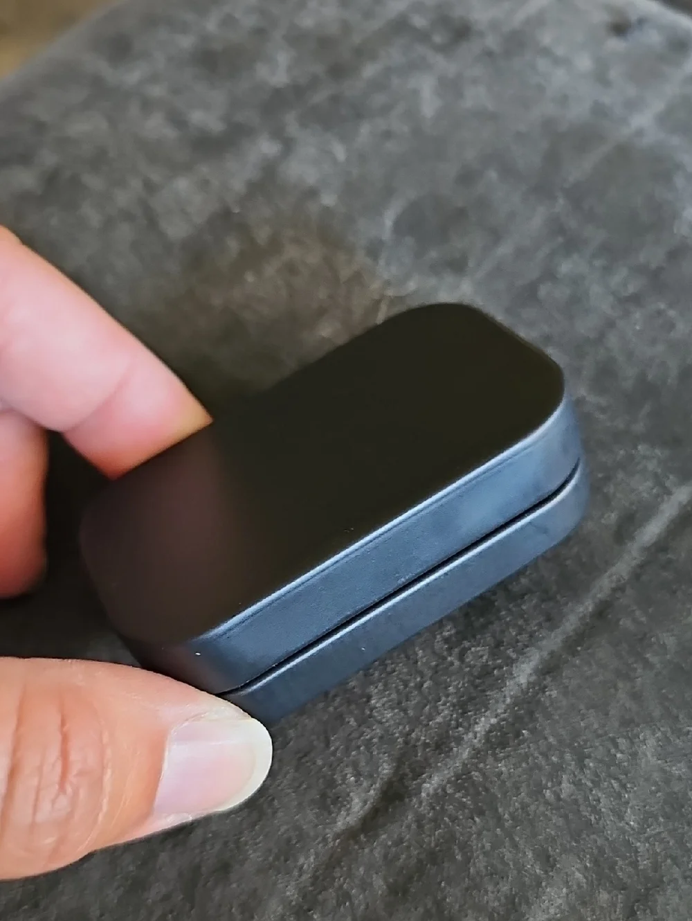 groove Black Case with Lavender Silicone Fitness Ring